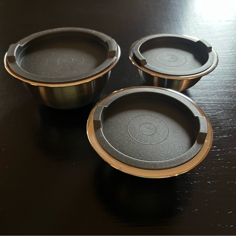 Tramontina bowls with lids